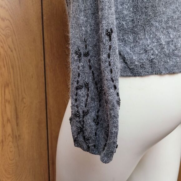 Jaclyn Smith Silk/Angora Button down Sweater Small - Picture 6 of 6